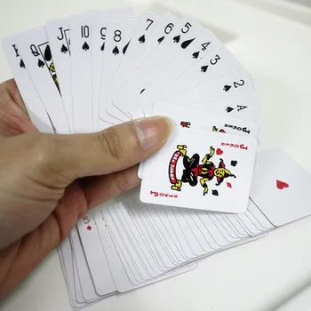 1 Set de Poker Mici Carti de Joc Joc de Familie Joc de Călătorie de 5,5*4 cm